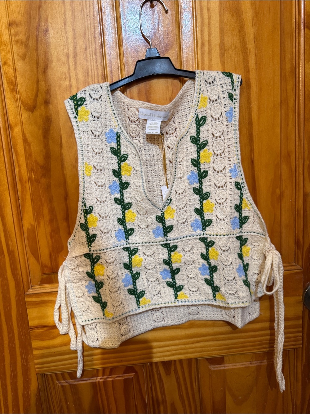 House of Lillian Cream Crochet Floral Tank Top